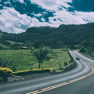 寡妇遗像前被肉波多野
