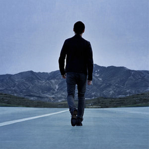 寡妇遗像前被肉波多野
